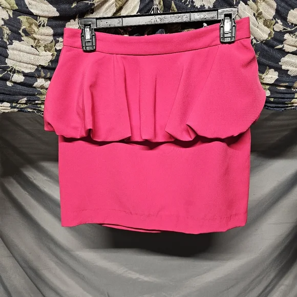 Zara Skirts Zara Hot Pink Mini Skirt Size Medium Poshmark